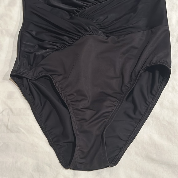 Magic Suit Strapless Black Women’s Bathing suit / size 8 - Picture 3 of 6